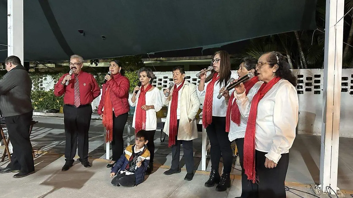 Casa hogar La Paz ofrece cena para comunidad que apoya a la institución