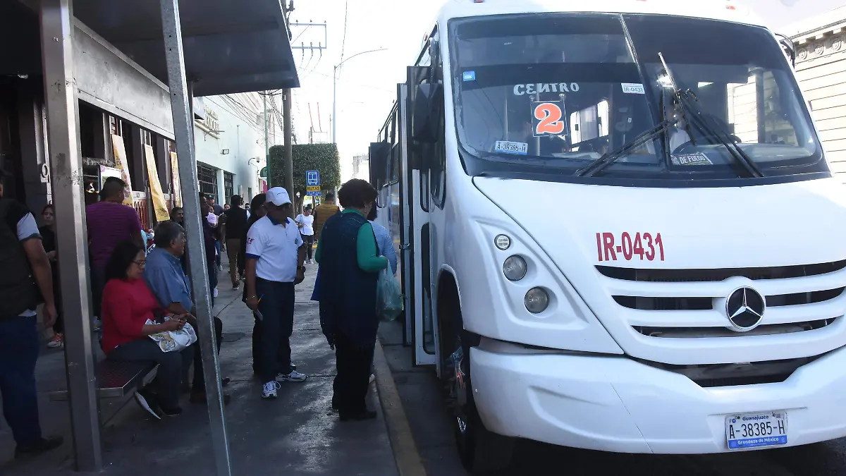 Aplican casi mil multas viales en Irapuato durante 2024