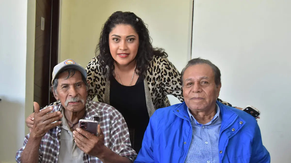 Juan Ibarra, Fátima Monserrat y Miguel Chico