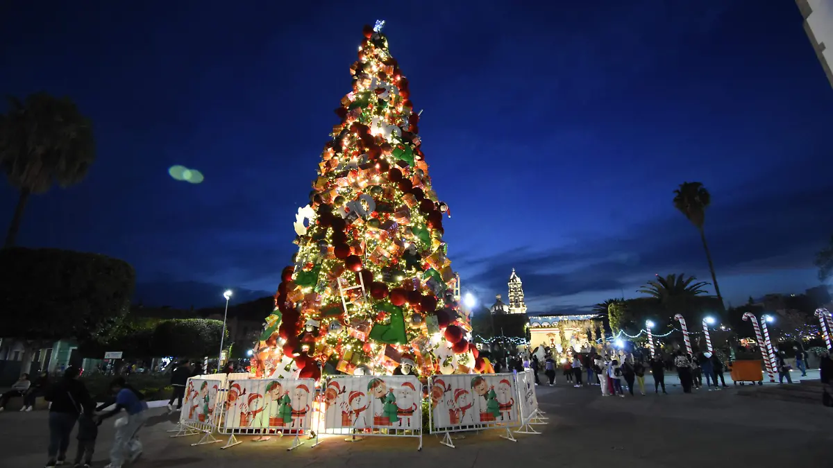 Villa-Navideña-árbol