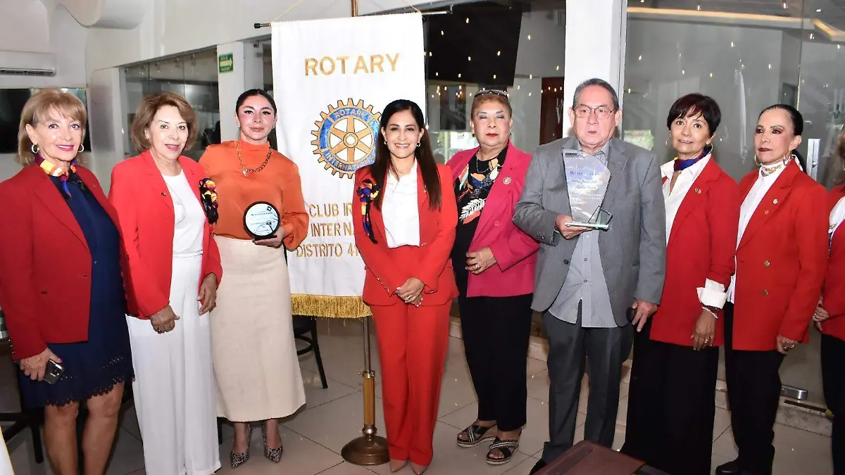 Reconoce Club Rotario Irapuato a dos irapuatenses destacados  (2)