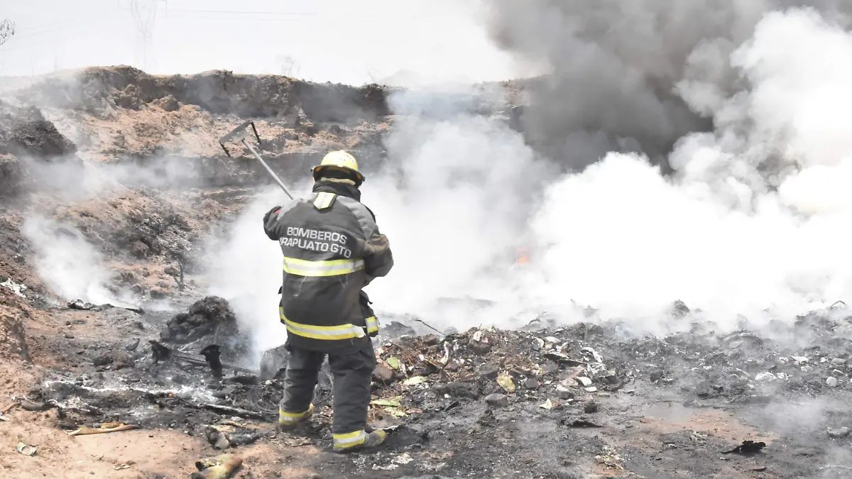 Bomberos en Irapuato