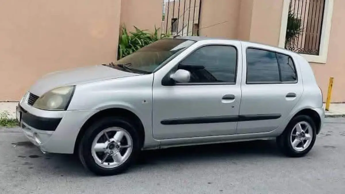 Desaparece pareja en carretera de Irapuato