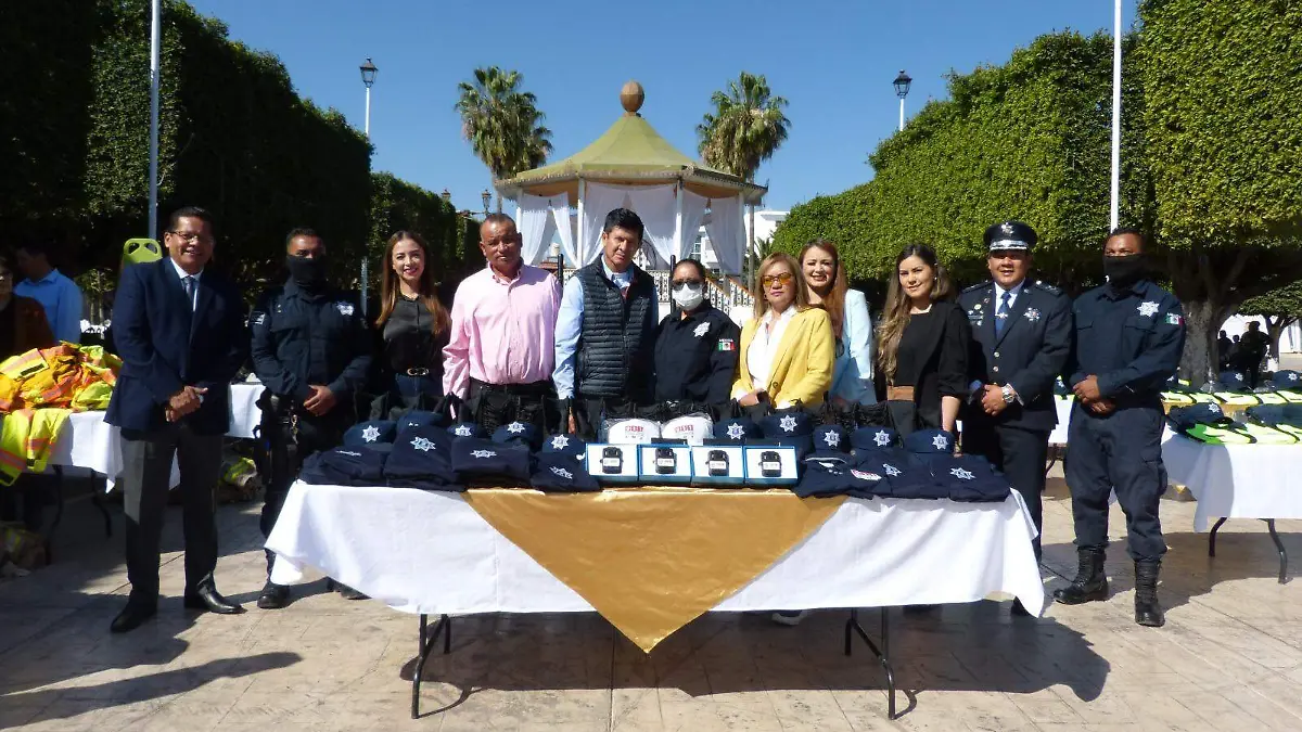 6e213ef5-0440-4a9e-af72-6126e6c901b9