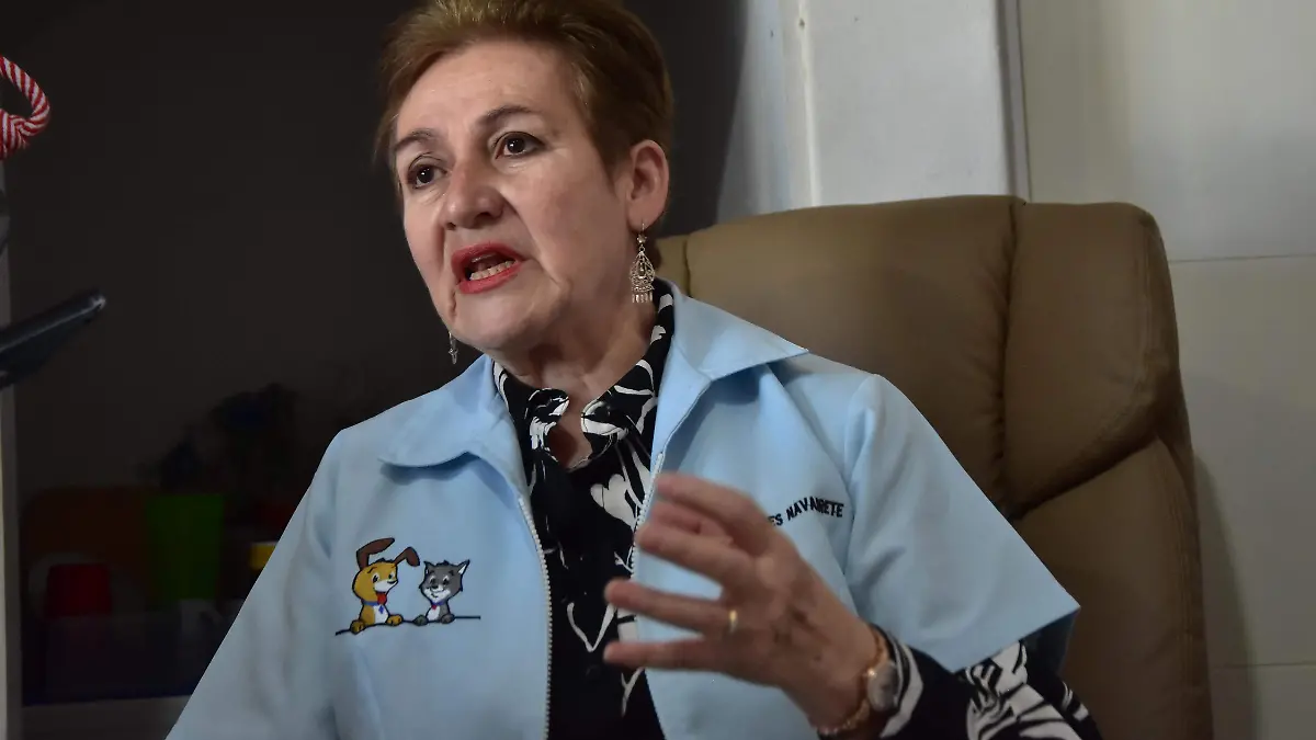 Col. Medicos Veterinarios.- Ricardo Sanchez.- El Sol de Irapuato (3)