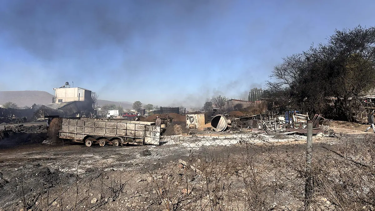 Vecinos de recicladora en Irapuato exigen medidas de seguridad o cierre de establecimiento