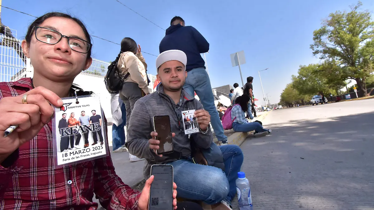 Seguidores de la Banda Keane.- Ricardo Sanchez.- El Sol de Irapuato 