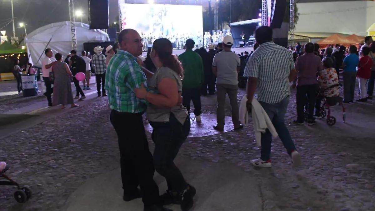 Demuestra Foro Cultural y Caravana de Emprendedores talento local de Irapuato