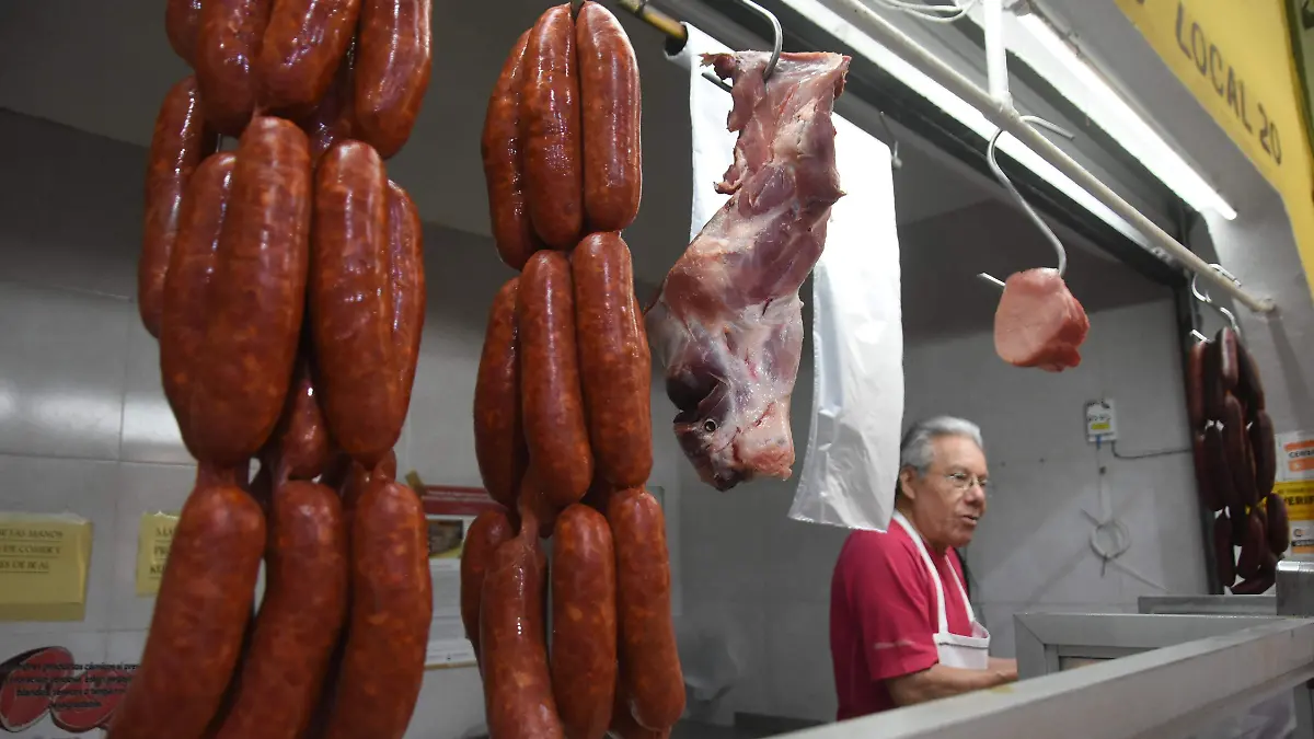 Sube precio de carne de res