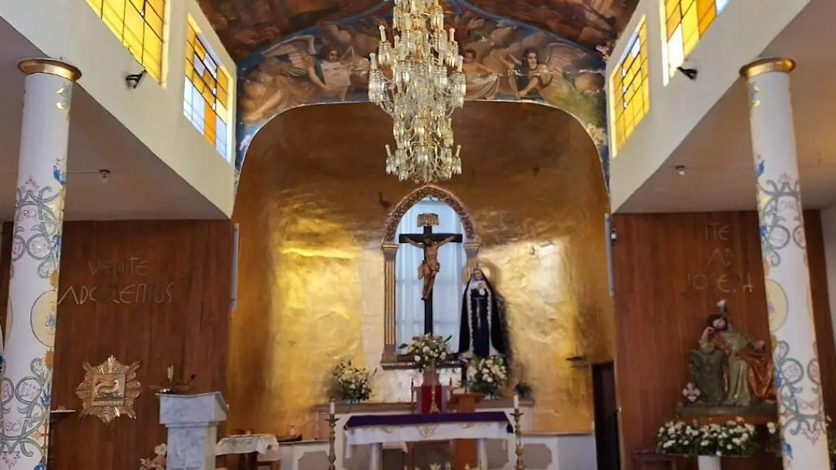 Feligreses mantienen viva la tradición del Viernes de Dolores en Irapuato