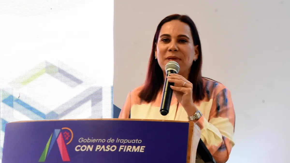 “El liderazgo femenino ya no es una posibilidad, es una necesidad”: toman protesta mujeres líderes de Guanajuato