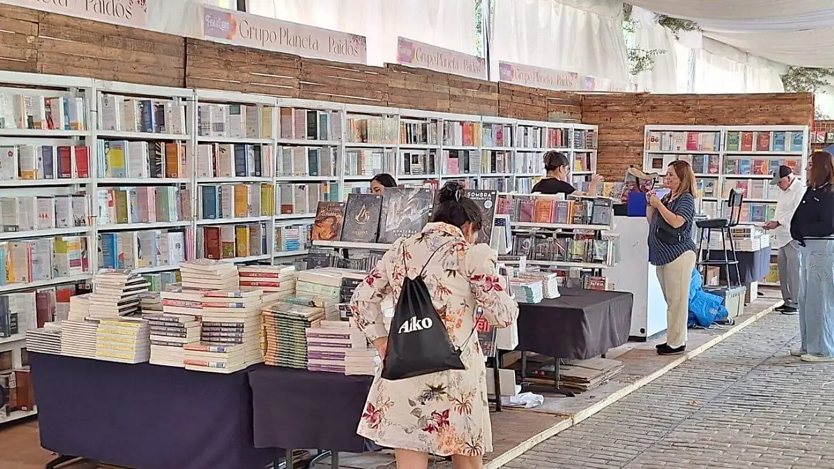 Feria del Libro XIV (1)