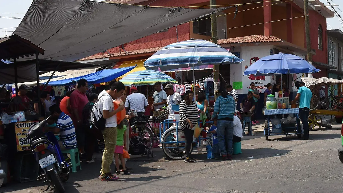 Analizan regularización de tianguis irregulares en Irapuato