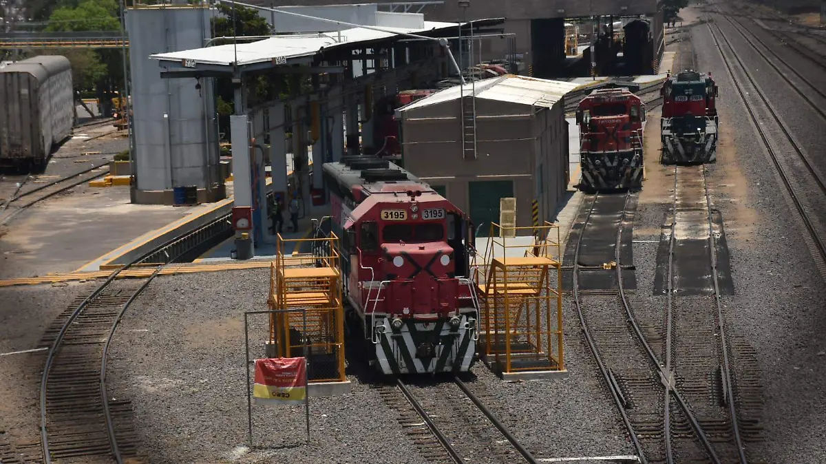 Buscan sacar el tren de carga de la ciudad de Irapuato