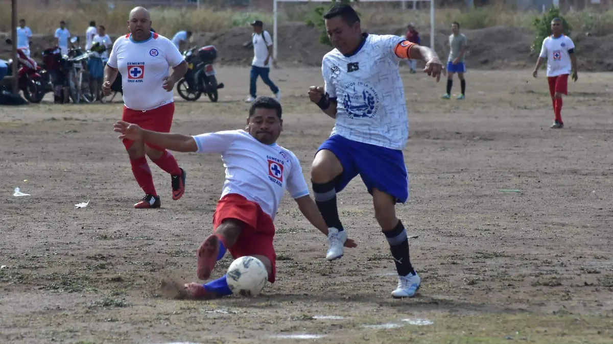 Victoria para el Cefor/César Mejía en la liga de veteranos