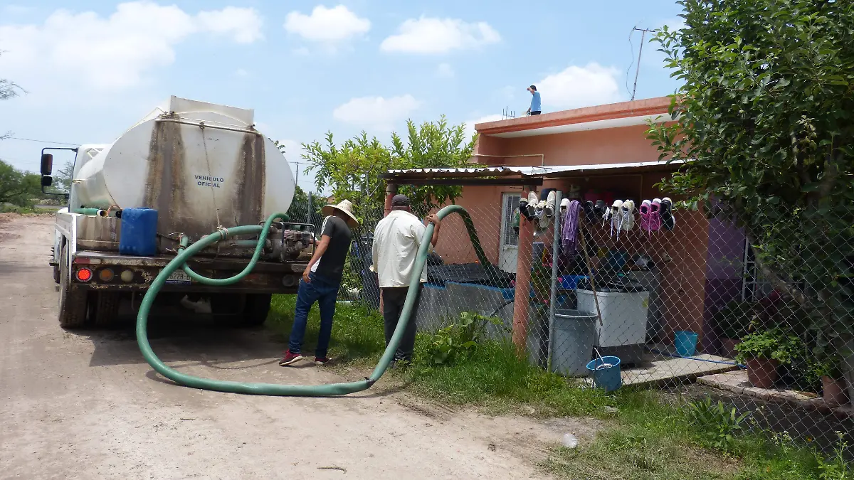Dotan de agua potable