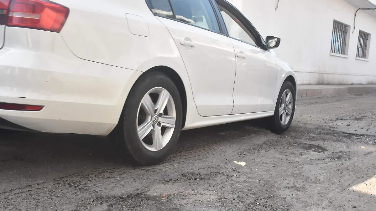 Vecinos denuncian peligros