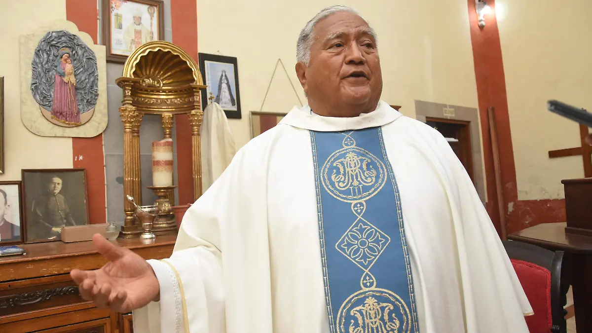 El-padre-Alfredo-Cabrera