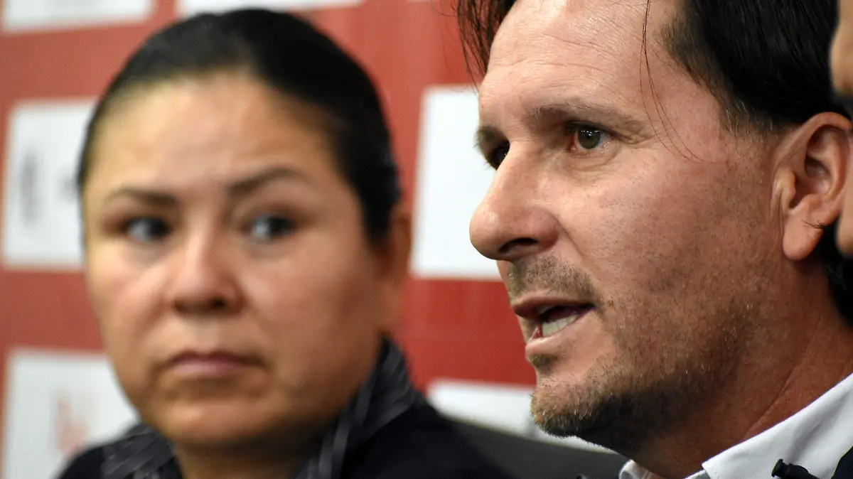 Presentan a director y cuadro tecnico de la trinca. Jesus Gutierrez El Sol de Irapuato (1)