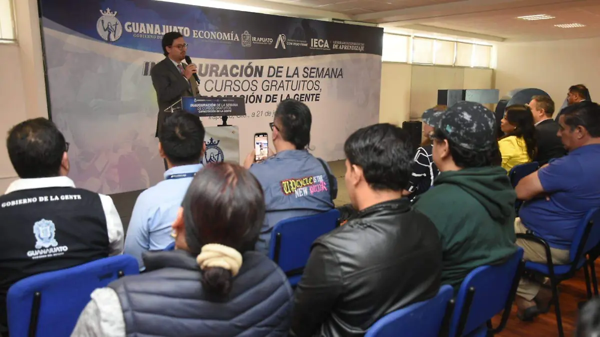 Inicia-Semana-de-Capacitación-Gratuita