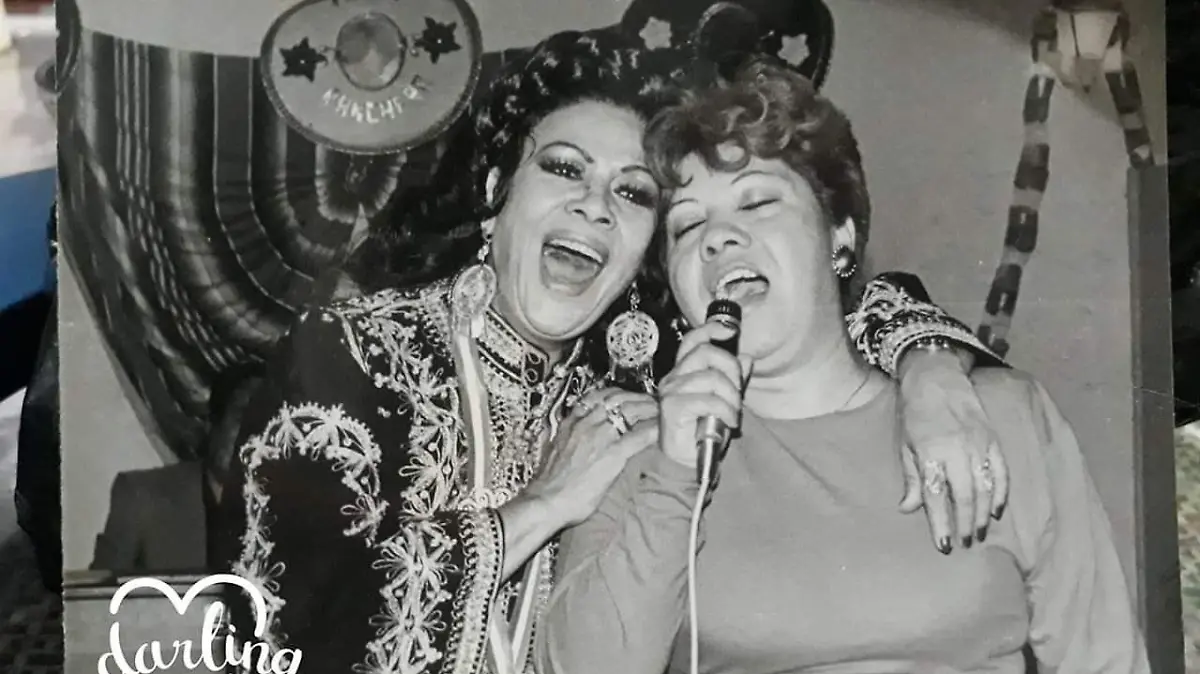 Tuvo-duetos-con-grandes-personalidades 