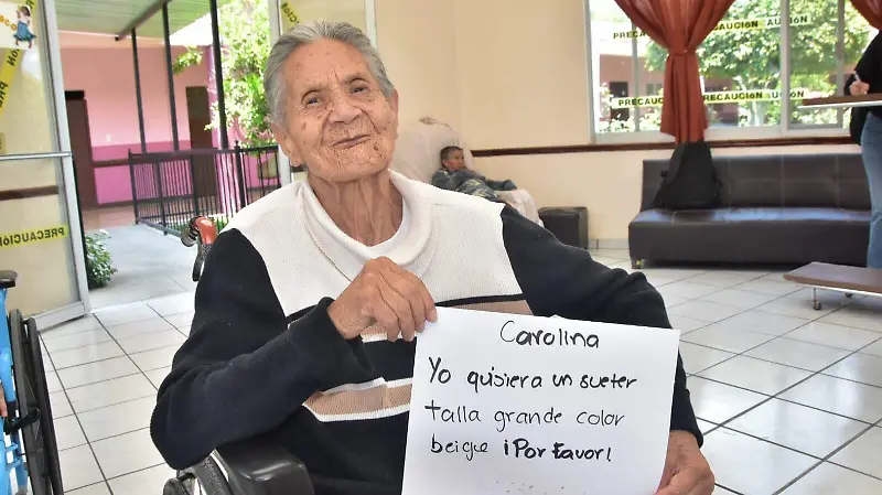 Apadrina-a-un-abuelito-en-Irapuato