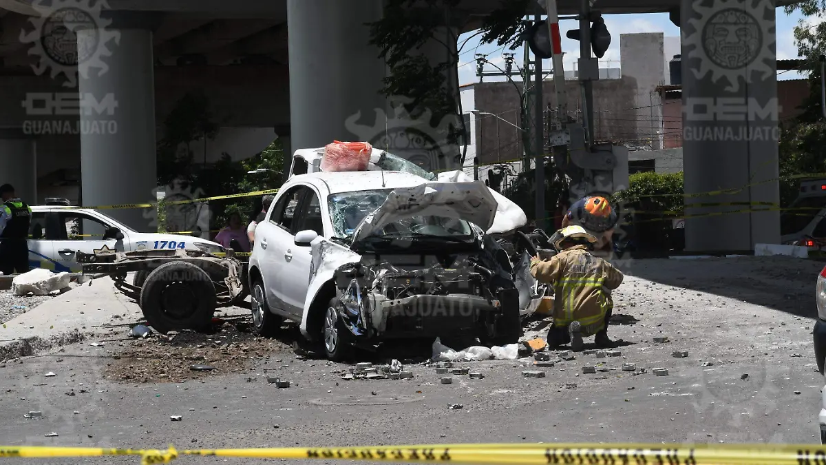 ACCIDENTE FERROVIARIO (5)