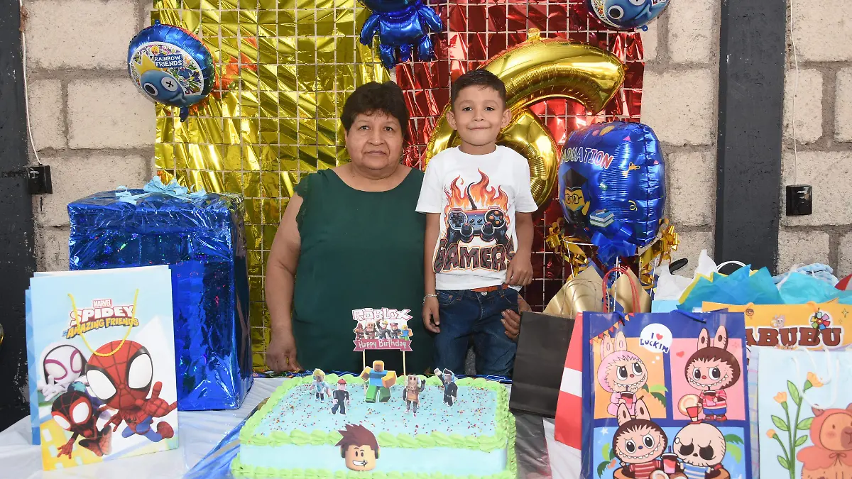 Con-fiesta-de-Roblox