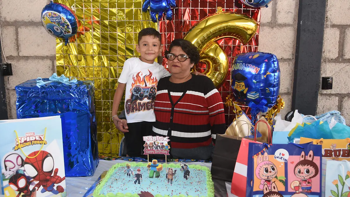 Con-fiesta-de-Roblox