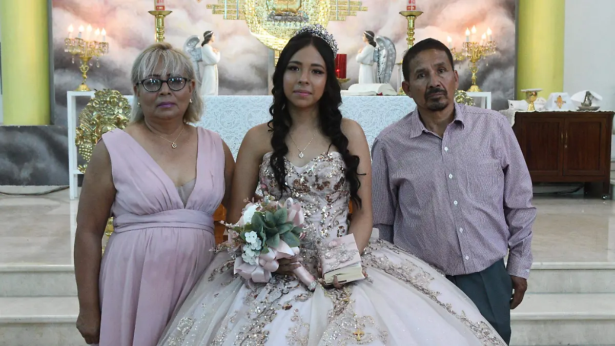 Celebra-Katerine-sus-15-años