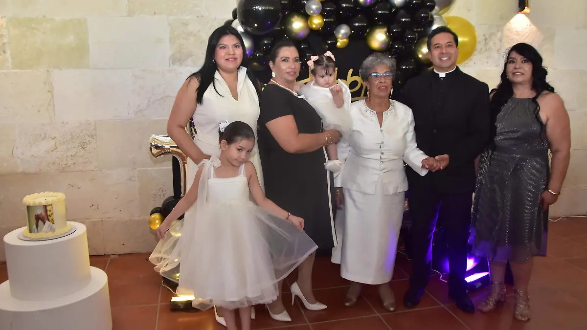 Agustín-Rodríguez-celebra-su-santo-y-cumpleaños