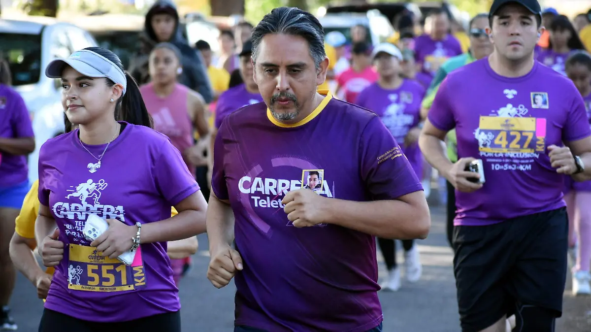 Teleton Carrera y Kermes.- Archivo.- El Sol de Irapuato (3)