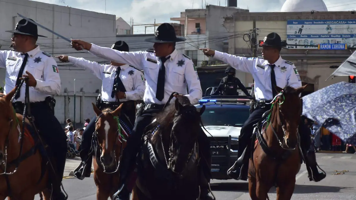 Desfile cívico militar