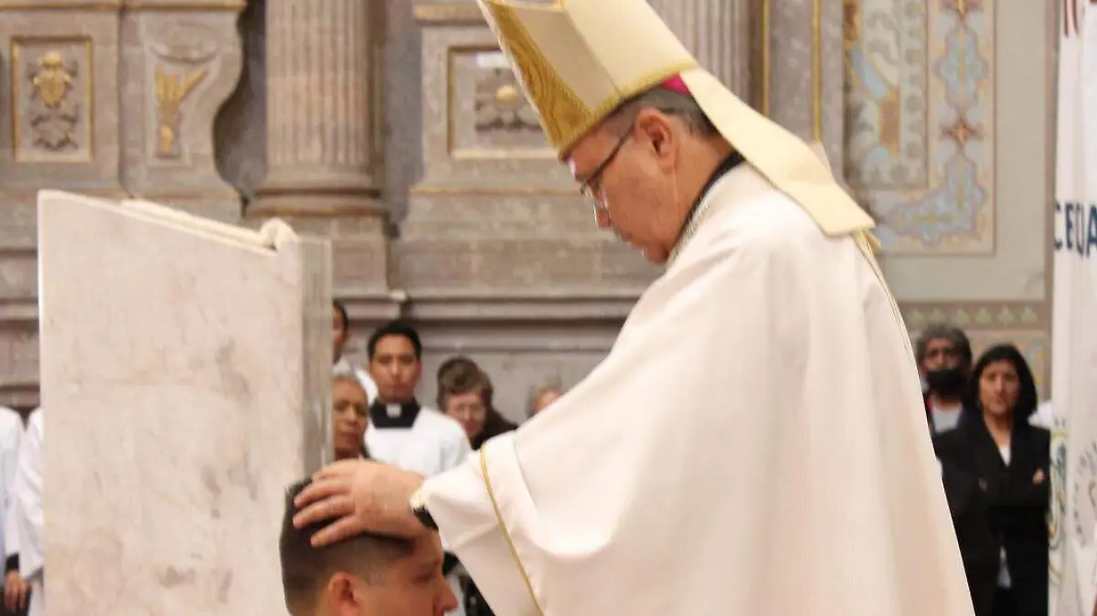 El-obispo-Enrique-Díaz