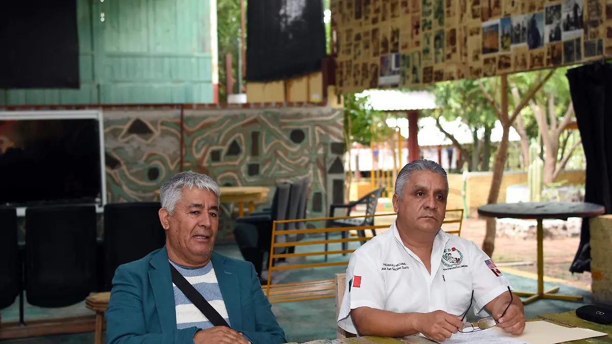 Apoyos gubernamentales a productores de fresas,