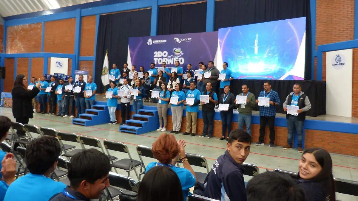 Participantes-del-Torneo-de-robótica 