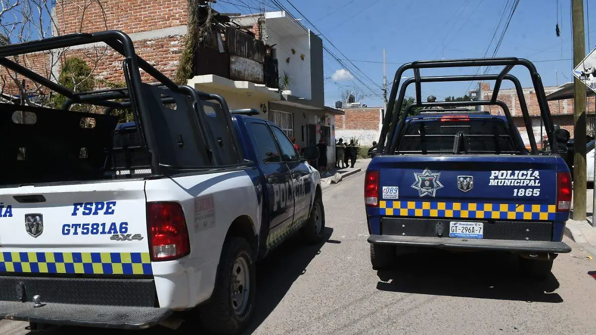 Colonia-el-milagro-Policías 