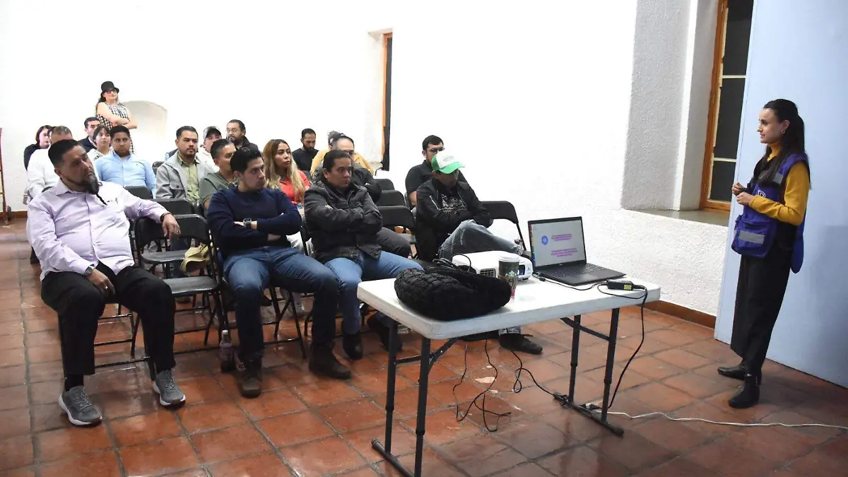 SE CAPACITAN PARA BRINDAR ESTABLECIMIENTOS INCLUYENTES Y RESPETUOSOS DE LOS DERECHOS HUMANOS (3)