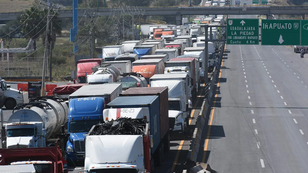 Bloqueos carreteros Jesus Gutierrez El Sol de Irapuato (28)