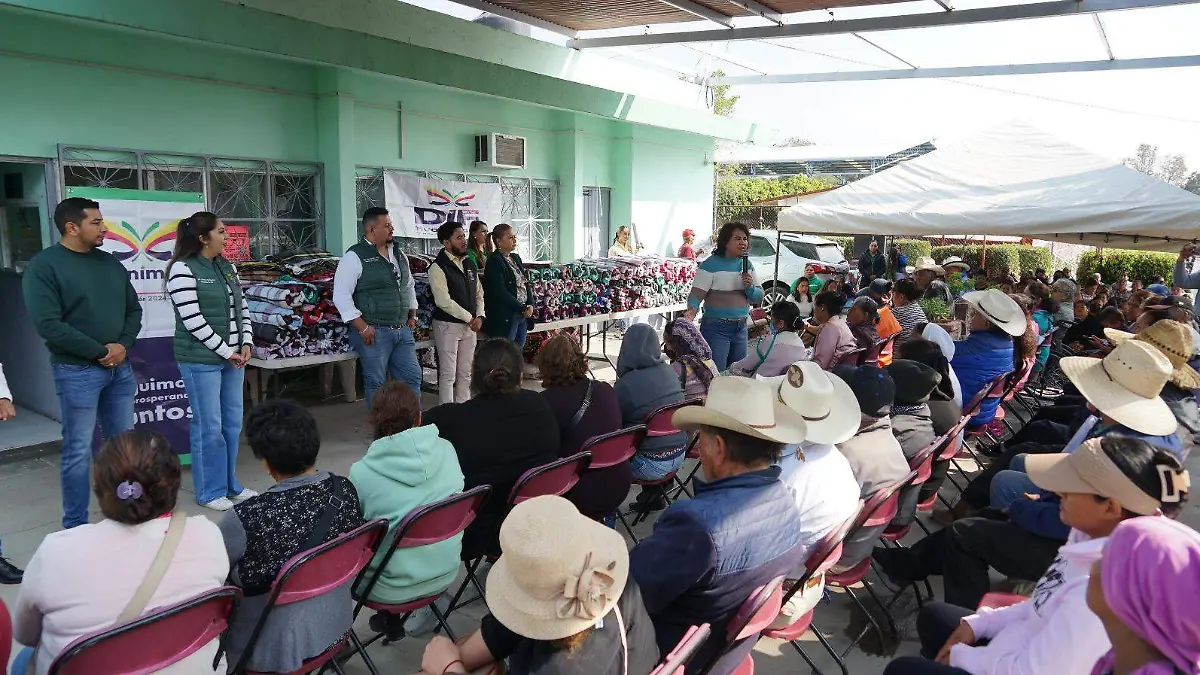 Huaimaro-entrega-de-cobijas 