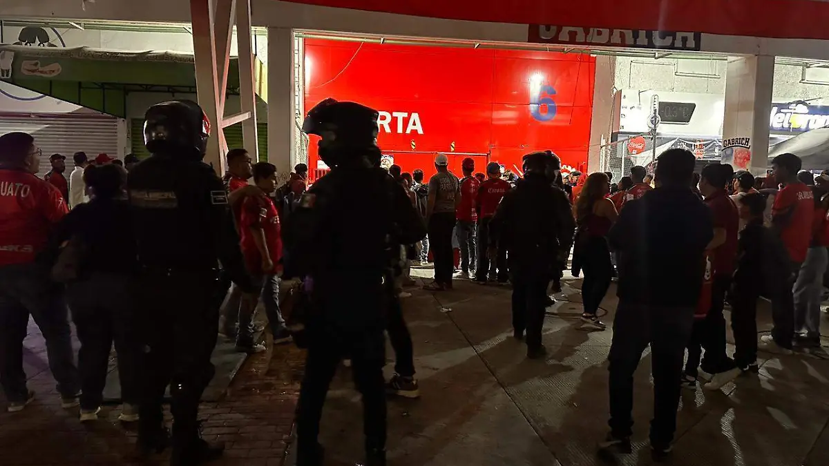 Después de algunos empujones