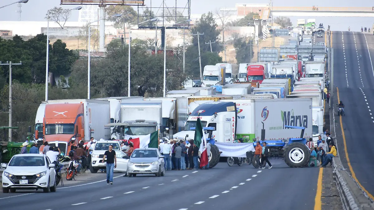 Habrá más bloqueos campesinos en Guanajuato