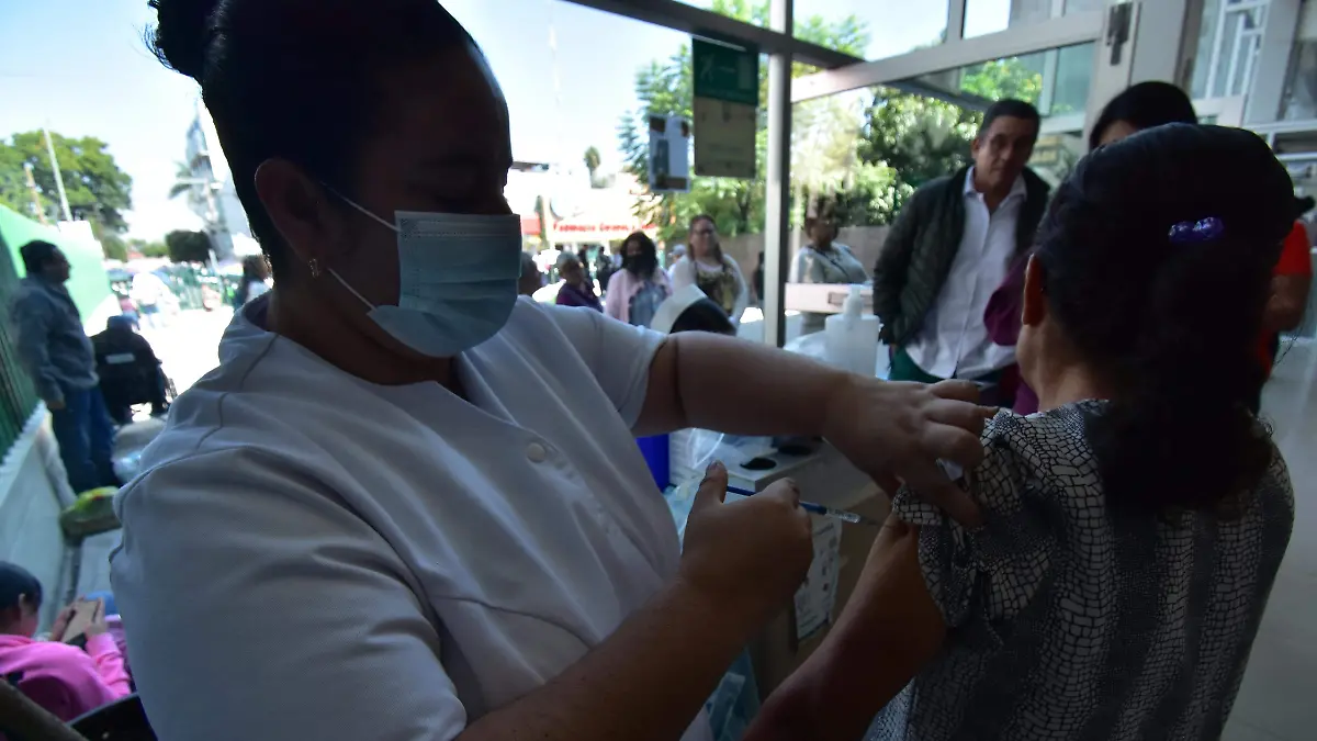 VACUNACION.- RICADO SANCHEZ.- EL SOL DE IRAPUATO