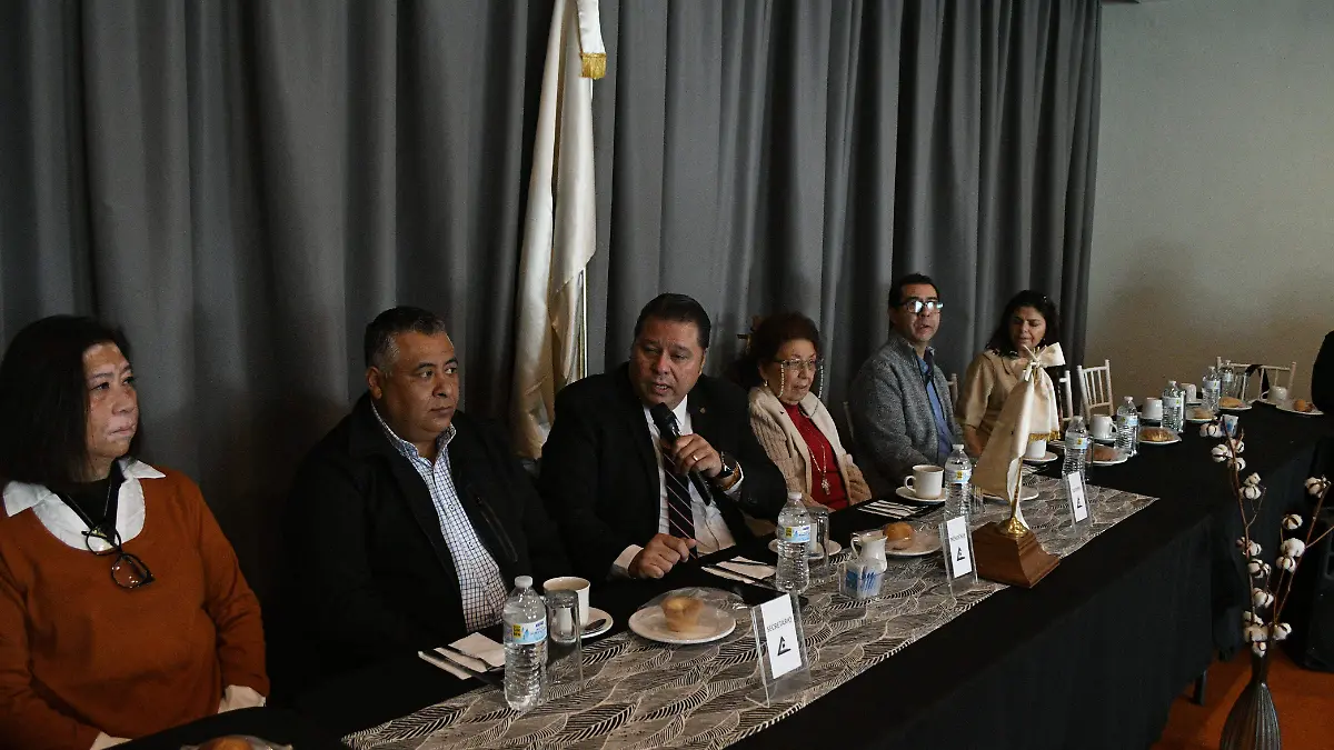 RUEDA DE PRENSA CANACO (4)