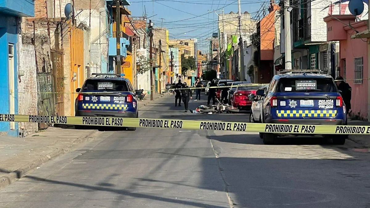 58ce5759-bf27-4c6a-8f86-44ef8d999a65