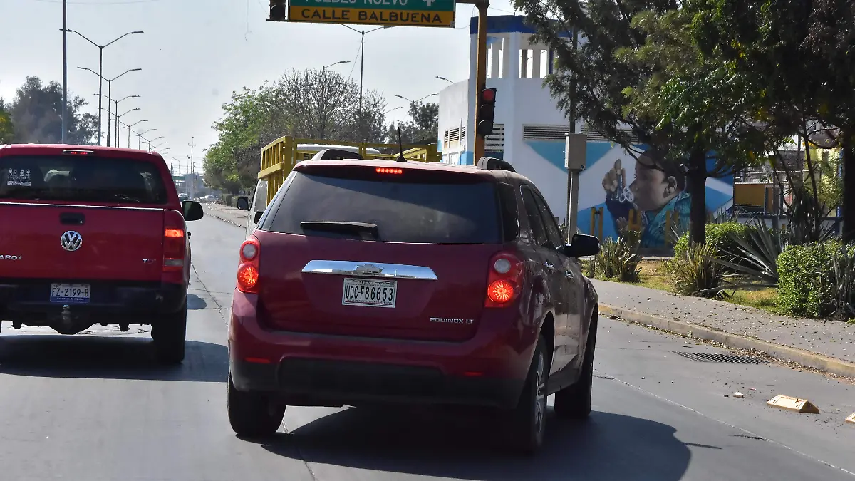 AUTOS CHOCOLATES.- RICARDO SANCHEZ.- EL SOL DE IRAPUATO (2)