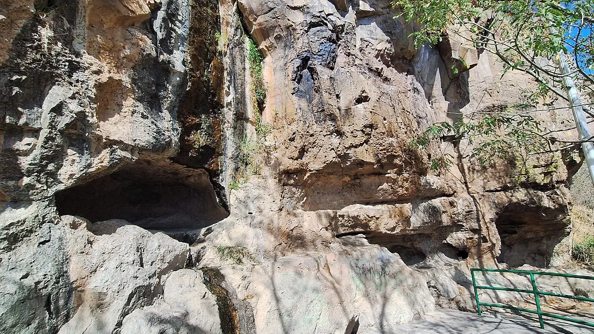 Al-final-de-las-escaleras