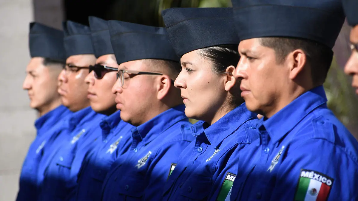  A un los jovenes quieren ser policias, Jesus Gutierrez El Sol de Irpuato (3)