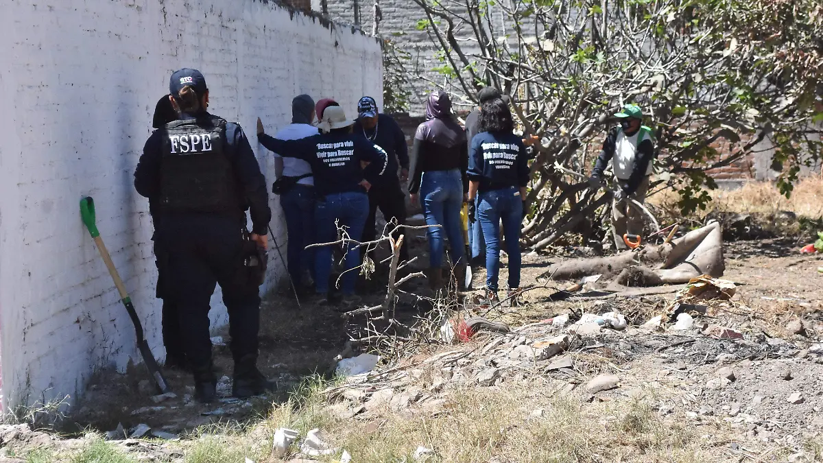 ACOMPANAMIENTO BUSCADORAS.- EL SOL DE IRAPUATO