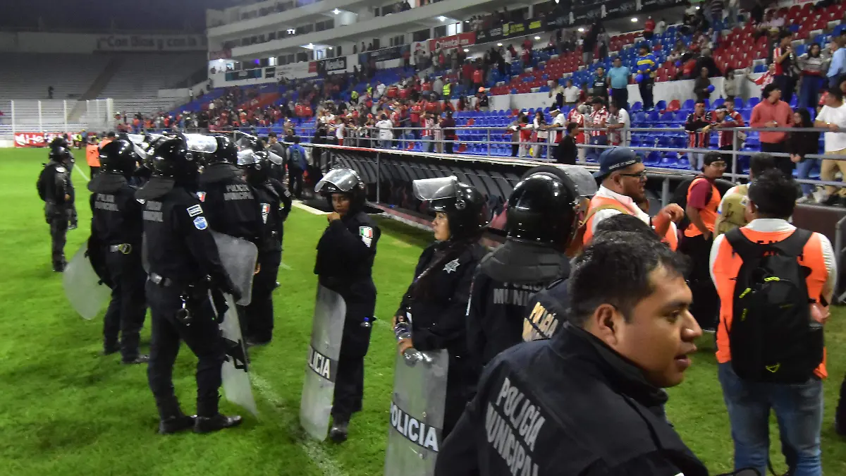 RELACION INSTITUCIONAL CON DIRECTIVA Y FMF. RICARDO SANCHEZ.- EL SOL DE IRAPUATO (4)